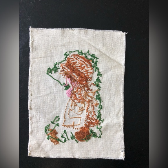Vintage Embroidered Piece “Girl with Cat” Unframed 8.5”x6,5” Finished Handmade - Picture 6 of 11